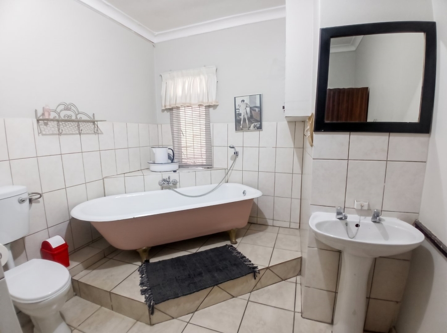 Commercial Property for Sale in Universitas Free State